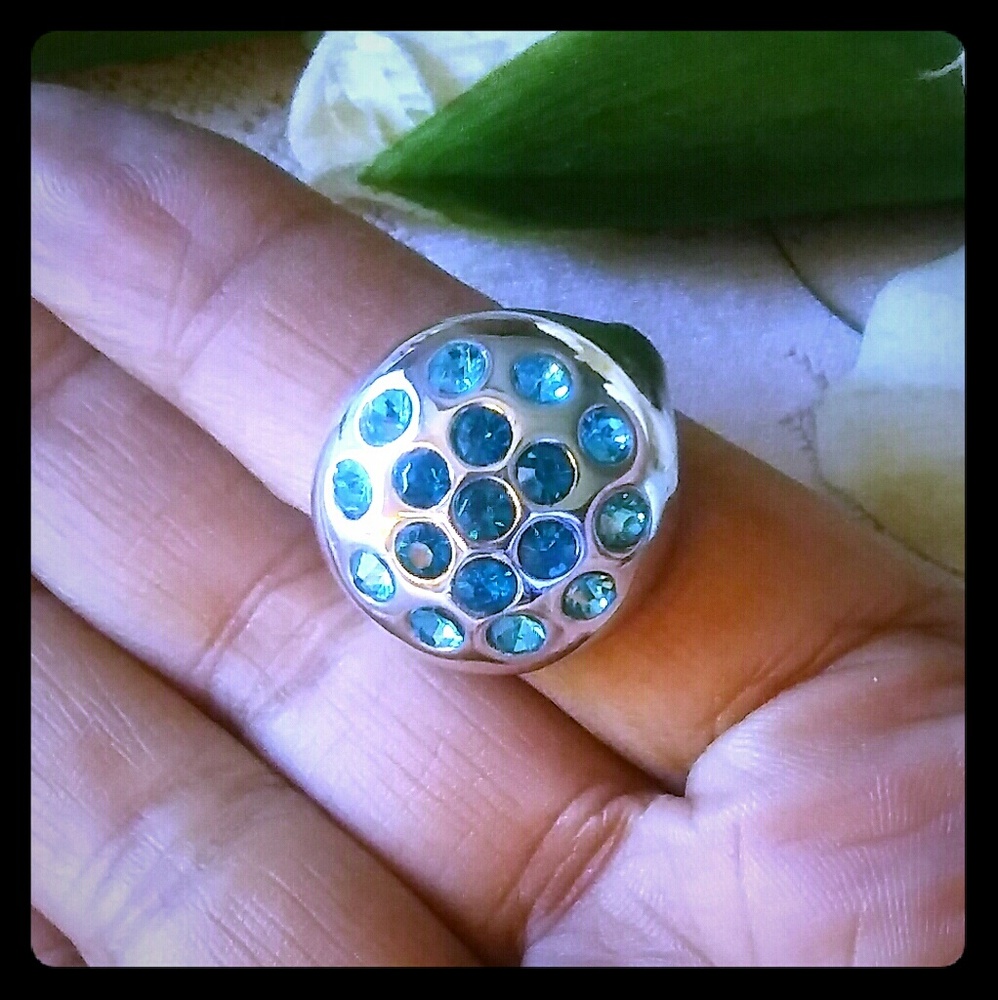 Vintage Silver Lucite & Rhinestone Bubble Ring - Picture 3 of 7